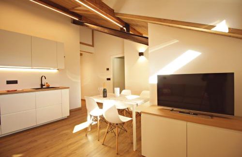 Castello-Molina di Fiemme Apartamento | Guest House Dezulian