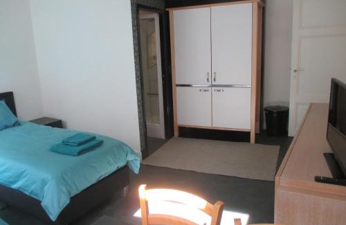 Leuven Casa | Guest House Feliz