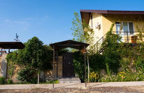 Karolino-Bugaz Casa | Guest House Filin
