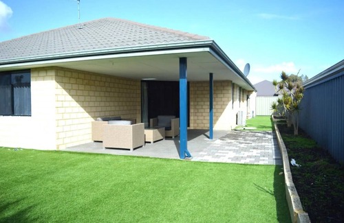 Baldivis Casa | Guest house in Baldivis