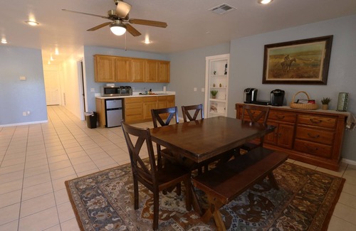 Boulder City Casa | Guest house in Boulder City, NV -Close to the Hoover Dam and Historical downtown