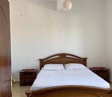 Berat Apartamento | Guest House Irvin