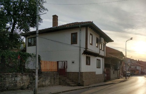 Elena Casa | Guest house Kashtata