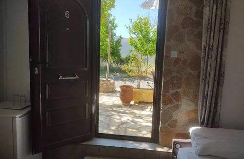 Almiros Casa | Guest House Kithairon