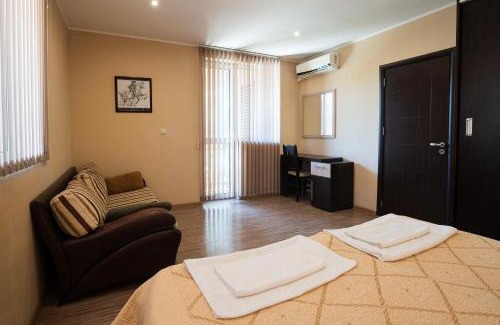 Trakata Casa | Guest House La Casa
