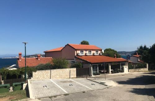 Crveni Vrh Casa | Guest House Laura