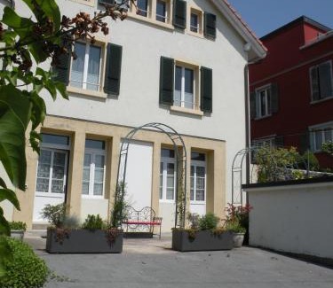 Neuchatel Casa | Guest house - Maison d'hôtes "Relais des Saars"
