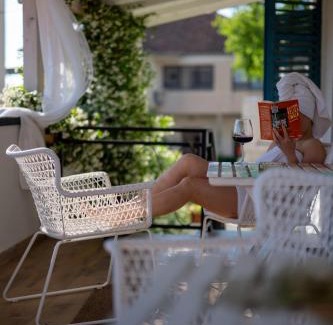 Pakostane Casa | Guest house Mediterranea