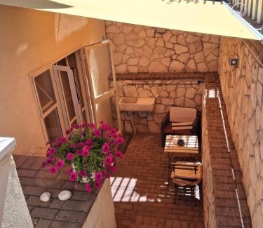 Fondi Apartamento | Guest House Milva