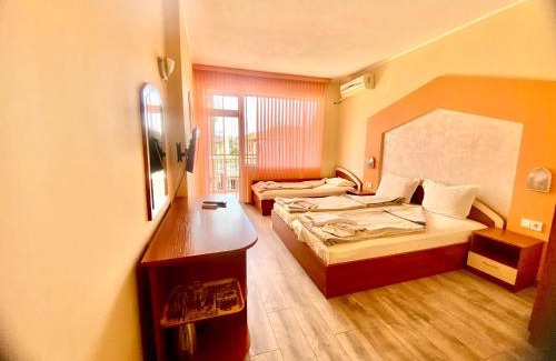 Ravda Casa | Guest house Napoli