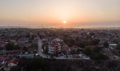 Kavarna Casa | Guest House Nash Dom