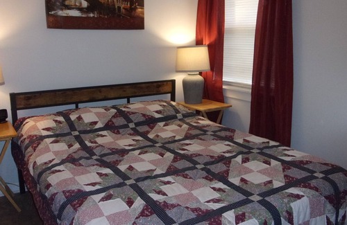Centerville Casa | Guest House on Beautiful Cane Creek -- State Parks and Tennessee River Nearby