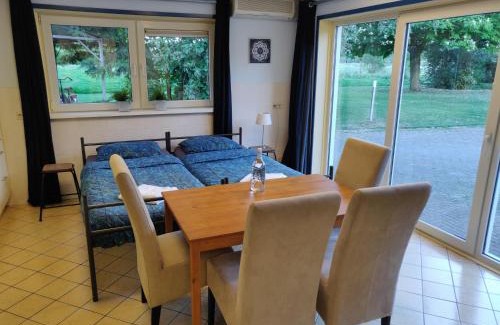 Houten Casa | Guest House Ons Hoekje