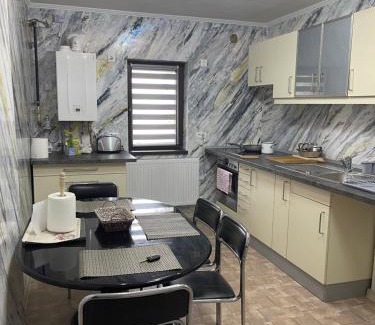 Tirgu Jiu Apartamento | Guest house