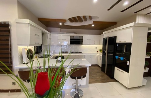 Karachi Apartamento | Guest House & Rooms Apartment.