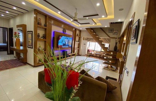 Karachi Apartamento | Guest House & Rooms Apartment.