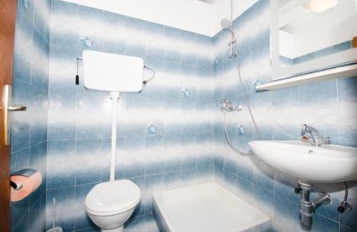 Molunat Apartamento | Guest House Rooms Rose - Romantic Double Room with Balcony and Sea View No 1