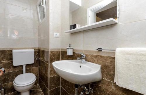 Molunat Apartamento | Guest House Rooms Rose - Studio with Terrace