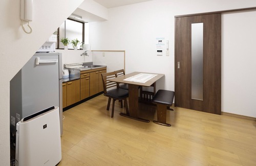 Higashi-ku Casa | Guest House Shine Bright