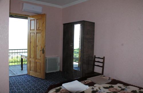 Sighnaghi Cama Y Desayuno | Guest House Shota