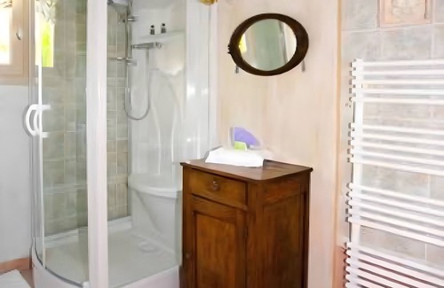 Pont-Melvez Cama Y Desayuno | Casa de huéspedes 'Suite Supérieur' con terraza privada, jardín compartido y Wi-Fi