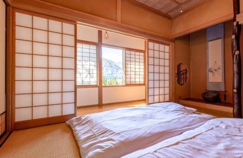 Gokayama Casa | Guest House Takazuri-KITA