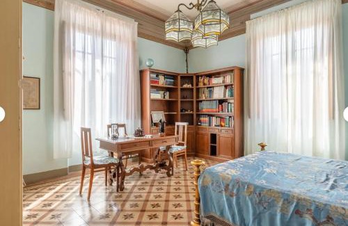 Vicopelago Villa | Guest House Villa Lenzi - Dimora Storica
