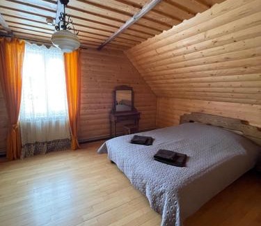 Vyshkiv Casa | Guest House Zator