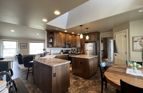 Hall Casa | Guest Ranch - Amazing Views & Homemade Meals