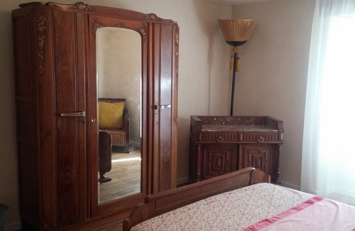 Surzur Cama Y Desayuno | Casa de huéspedes 'Le Rockin' Chair - La Grande Ourse'