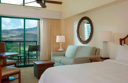 Ko Olina Complejo | Guest Room (Studio) Mountain View Penthouse at Marriott's Ko Olina Beach Club