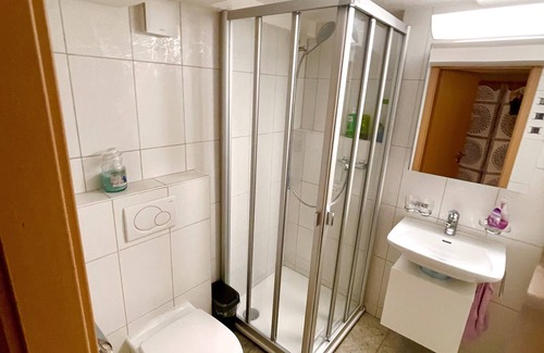 Grossaffoltern Cama Y Desayuno | Guest Room Seeland