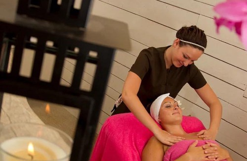 Noyant-et-Aconin Casa | Guest rooms with jacuzzi heated pool steam room private sauna Romance