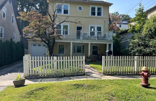 Park Hill Apartamento | Guest Suite - 21 mins to New York City - 6 guests
