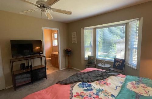 Maple Ridge Casa | Guest Suite in Maple Ridge