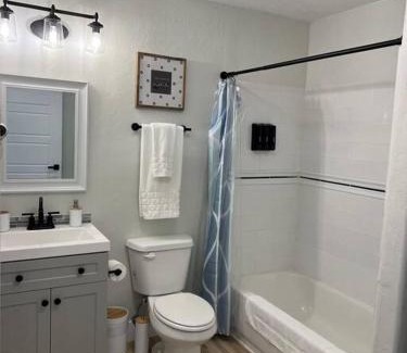 Idaho Falls Apartamento | Guest Suites 1998 #2 - Restful 1 bedroom 1 bath Suite
