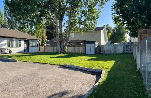 Idaho Falls Apartamento | Guest Suites 1998 #3 - Cheerful 1 bedroom 1 bath Suite