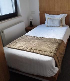 Dudelange Apartamento | Guesthaus 1