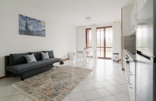 Bruzzano Apartamento | GuestHost - Bright Apartment with garden