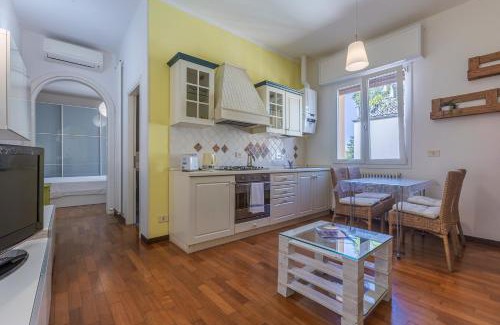 Savena Apartamento | GuestHost - Bright Flat Sant Orsola & Villa Laura