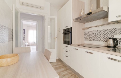 Lazzaretto Apartamento | GuestHost - Cosy APT Porta Venezia & Buenos Aires!