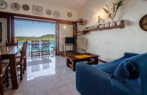 Golfo di Marinella Apartamento | GuestHost - Dreamy Sea View with Pool