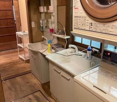 Aki Ward Casa | guesthouse 古民家の宿屋千鶴 1階2号室部屋貸し