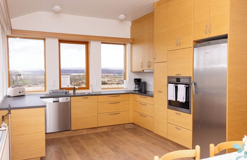 Husavik Casa | Guesthouse Brekka