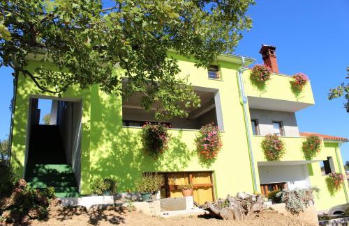 Karojba Casa | Guesthouse Casetta Verde