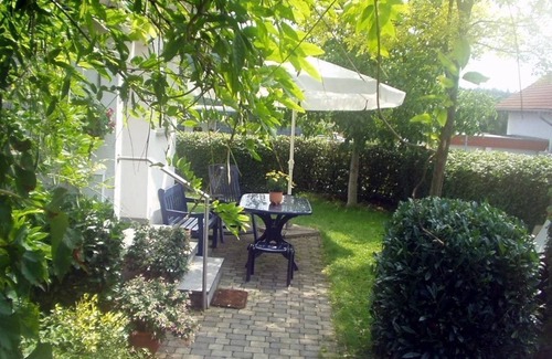 Hachenburg Apartamento | Guesthouse Christine - 6-bed vacation home