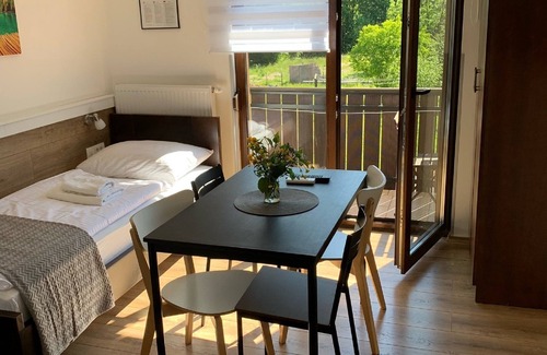 Jezerce Casa | Guesthouse Family Bosnic