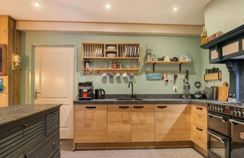 Ternaard Casa | Guesthouse Friesland Ternaard near Heritage