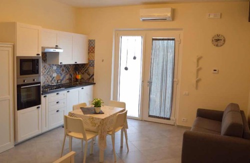 Santo Stefano di Magra Casa | Guesthouse Perfect Station