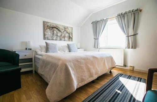 Thorshofn Casa | Guesthouse Lyngholt